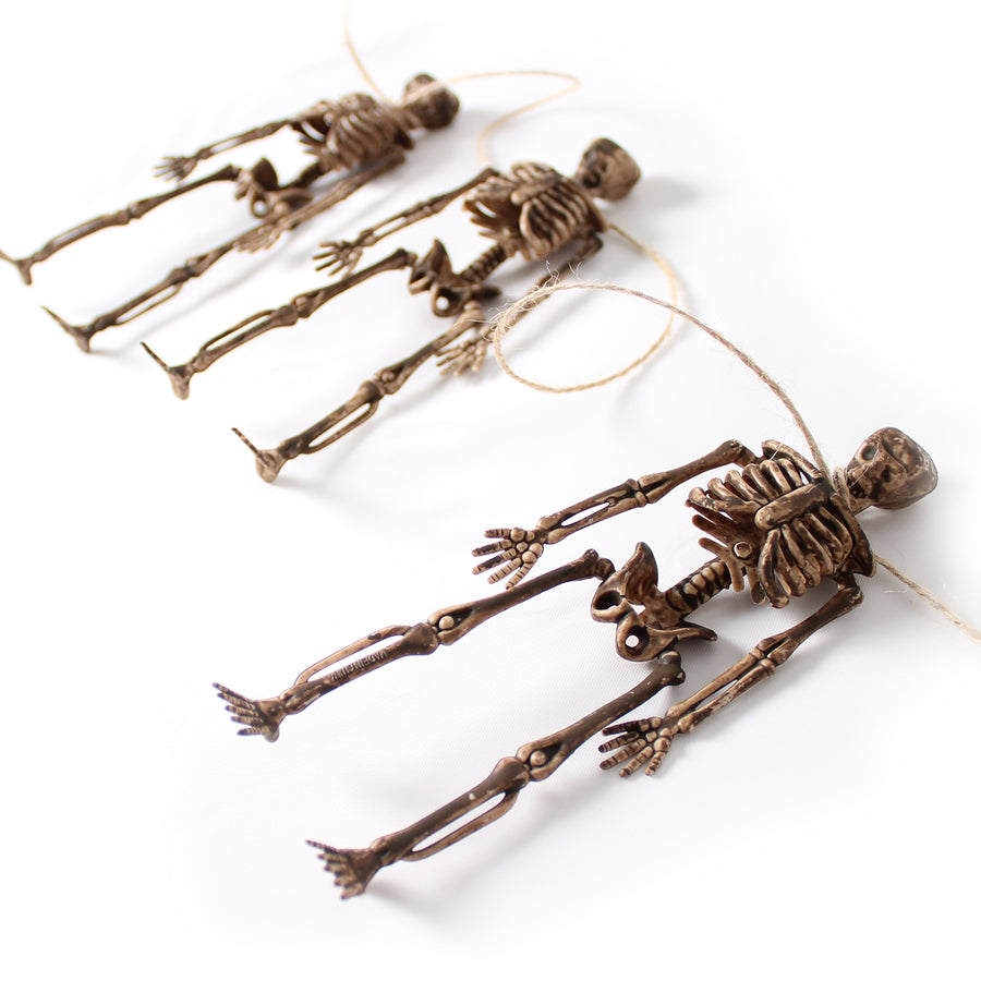 Deluxe Skeleton Decoration Garland 4pk